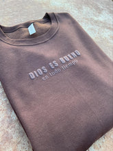 Load image into Gallery viewer, Dios Es Bueno Sweater
